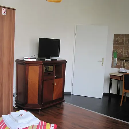 Hotell Feiertag 3*
